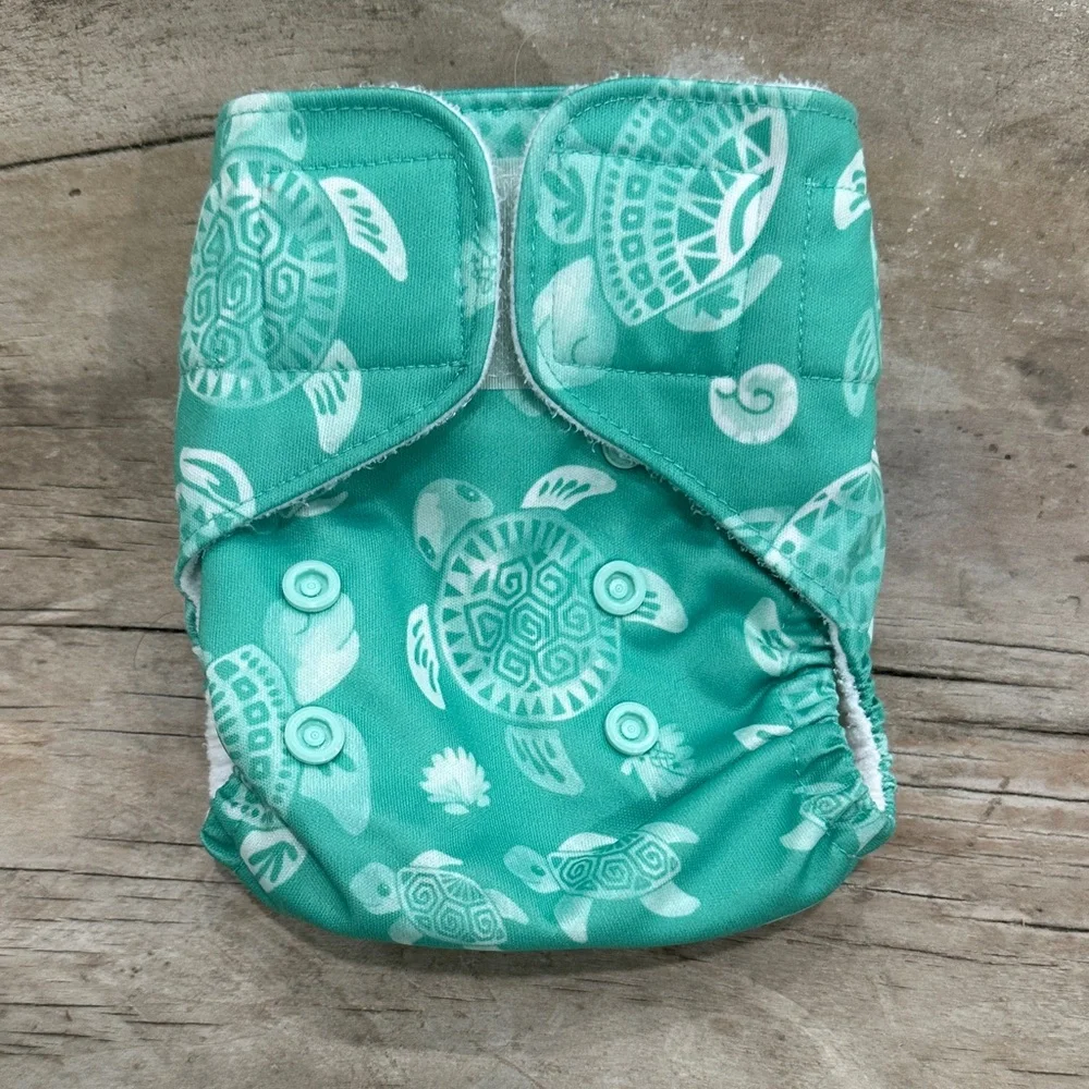 Lalabye Baby, NEWBORN size cloth diapers reusable. Hook and Loop *USED*